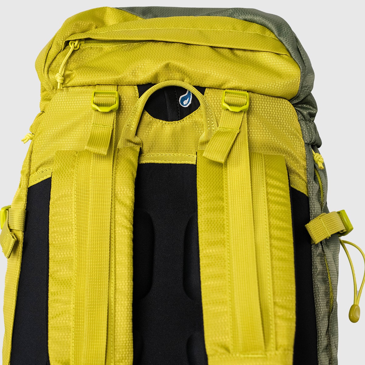 MALEVE Ibex 45L Backpack Standard