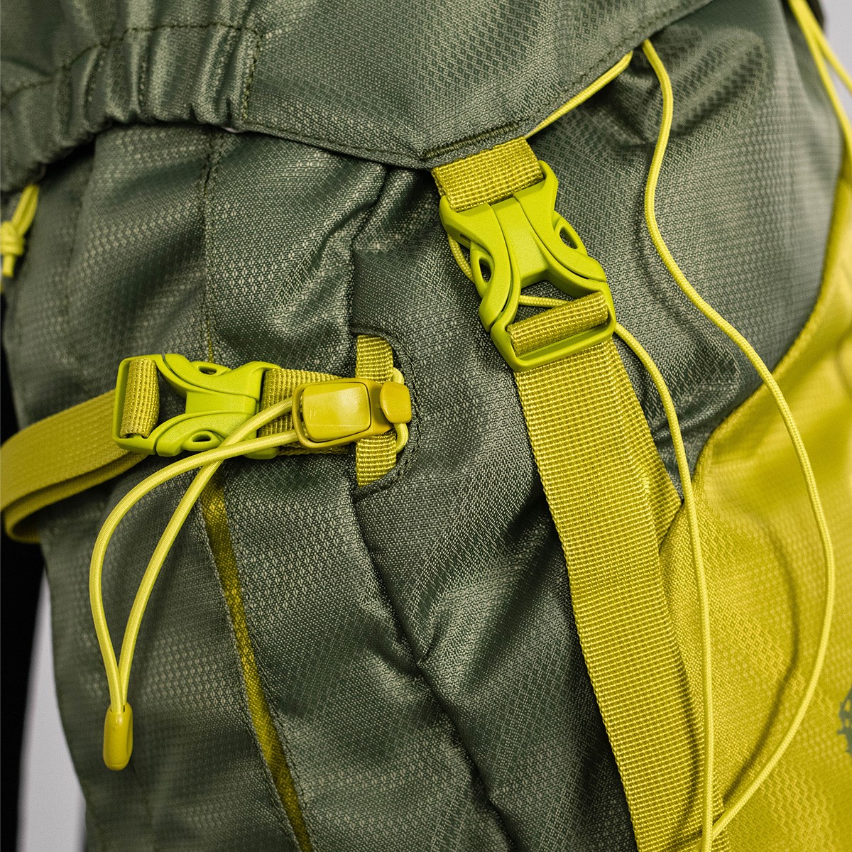 MALEVE Ibex 45L Backpack Standard