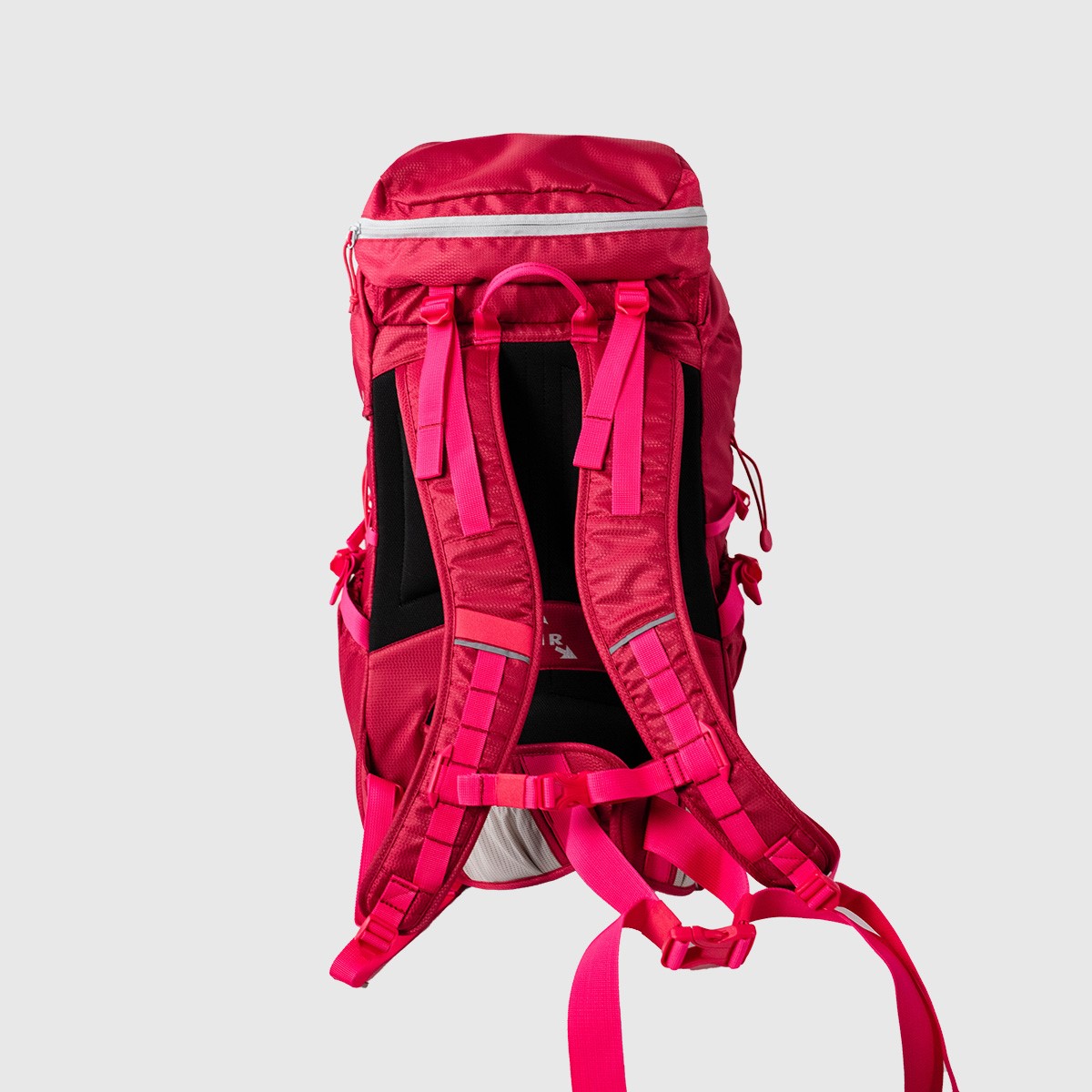 MALEVE Alpine 30L Backpack Standard