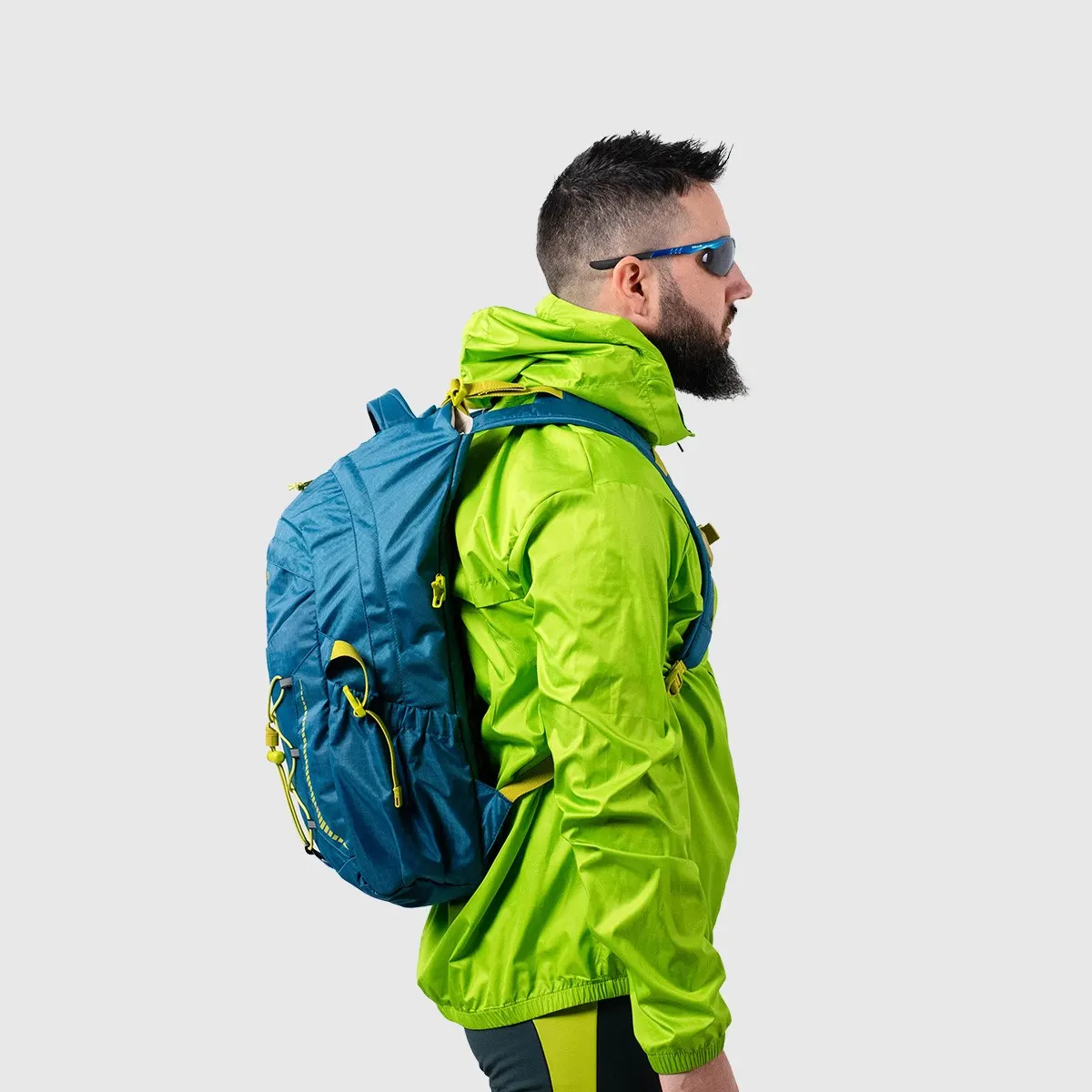 MALEVE Ledge 23L Backpack Standard