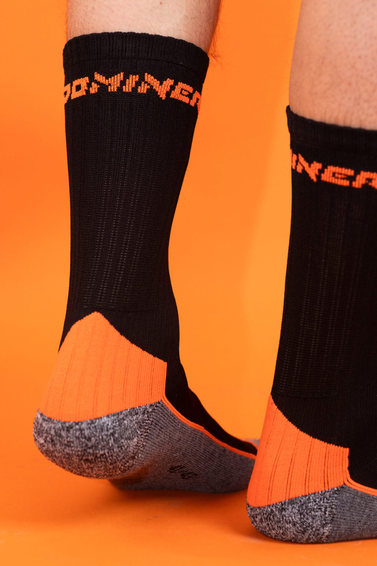 MALEVE HIKE SOCKS BLACK ORANGE HI