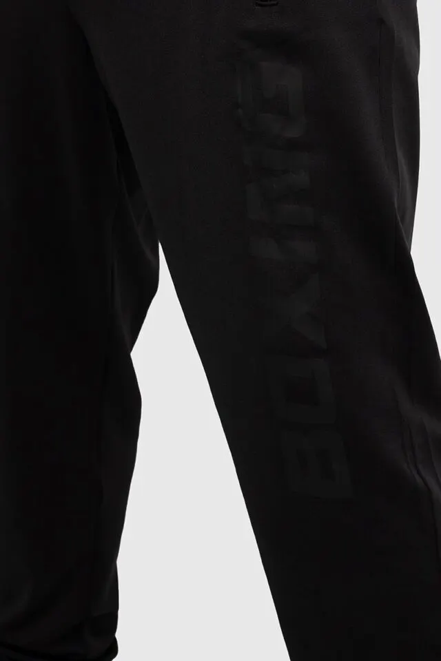 UNTAMED Iron Fist Joggers Man