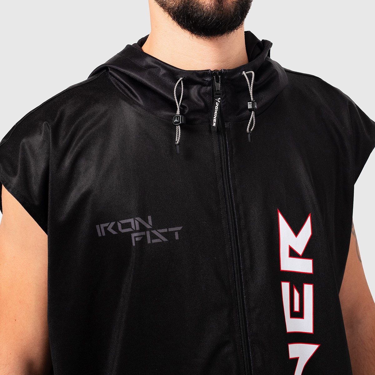 UNTAMED Iron Fist Vest Man BLACK